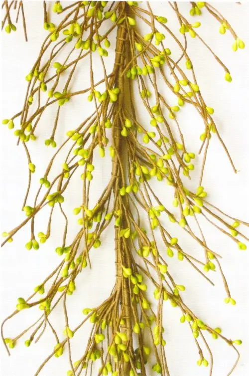 EV-C2 green pip berry garland