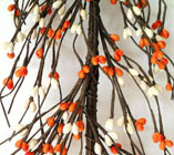 EV-C34 - Primitive Pip Berry Garland in Orange and Cream