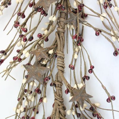 EV-013N - Cream and burgundy berry garland with rusty star