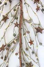 EV-105N - Cream, green, and brown berry garland with rusty stars
